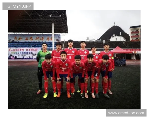 上海足球队在全国耐力排行榜中荣登第七名展现出强大体能实力