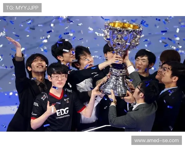 洲际赛分析：EDG在比赛中的战术意识与团队配合表现评析