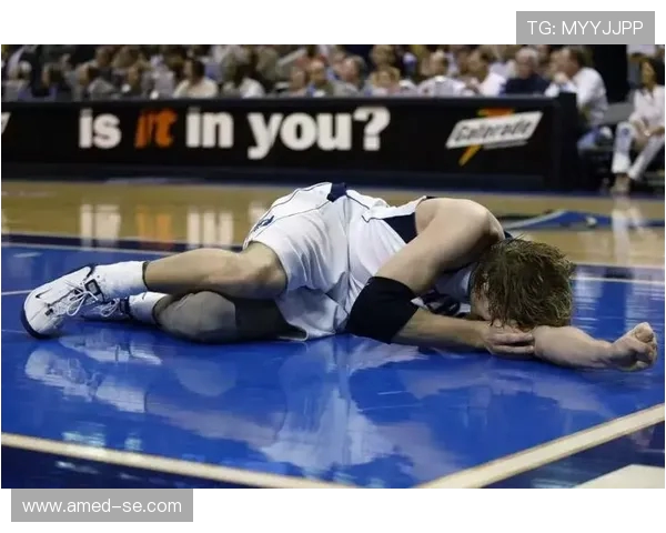 2014年季后赛马刺与小牛的激烈对决回顾与分析