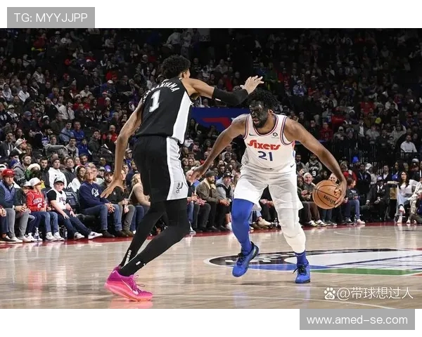 文班亚马法国队首秀大放异彩27分轻取意大利吸引NBA球探关注