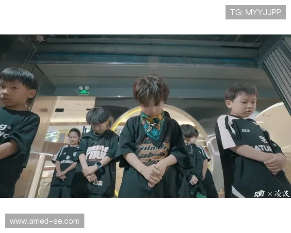 重庆街舞队的意识探索与文化传承：聚焦街舞背后的故事与意义